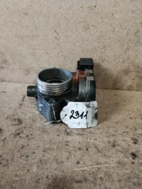 дроселова клапа Audi A4 A6 Volkswagen Passat  , снимка 1