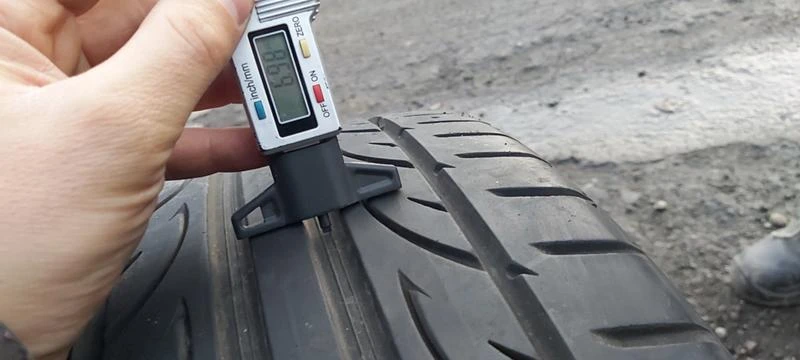 Гуми Летни 235/40R18, снимка 6 - Гуми и джанти - 31480651