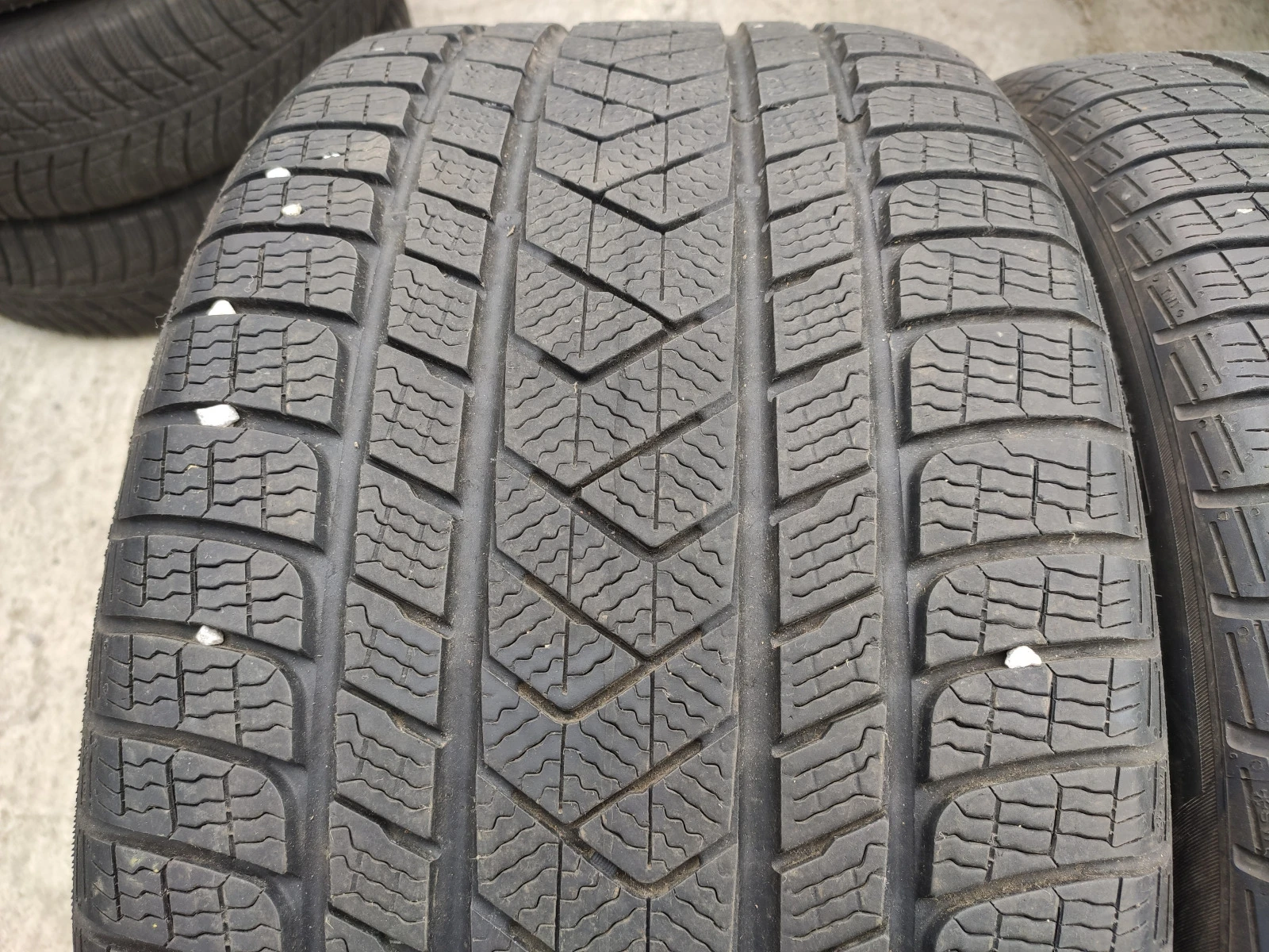  305/35R21 | Mobile.bg   2