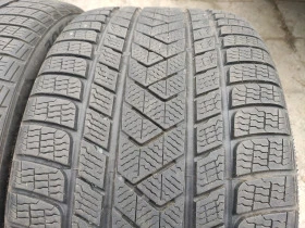      305/35R21