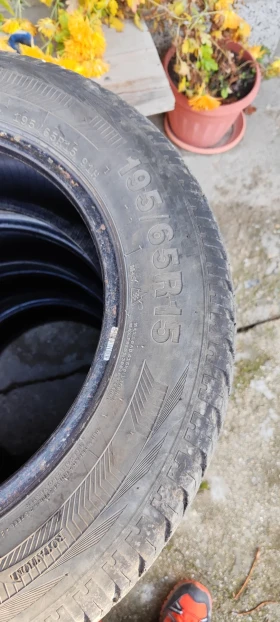 Гуми Всесезонни 195/65R15, снимка 10 - Гуми и джанти - 48199543