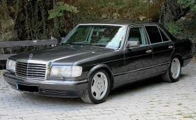 Mercedes-Benz 560 SE, снимка 2
