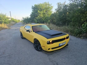 Dodge Challenger SXT, снимка 1
