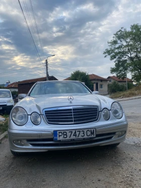     Mercedes-Benz E 220
