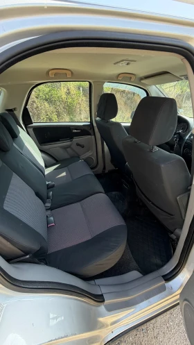 Suzuki SX4 1.6 i 107 �.� | Mobile.bg � ����� ������ 11