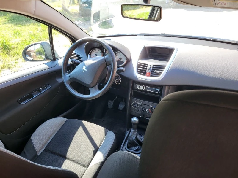 Peugeot 207 1.4 ECO, снимка 13 - Автомобили и джипове - 47354229