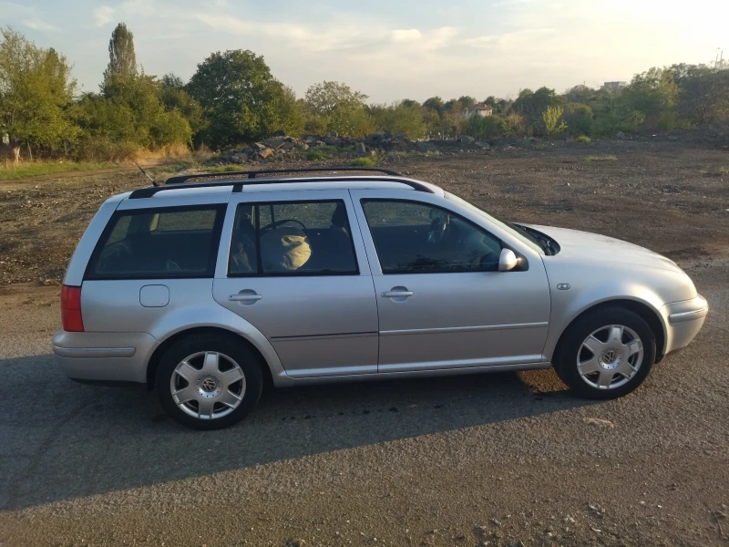 VW Bora 1.6, снимка 5 - Автомобили и джипове - 47315042