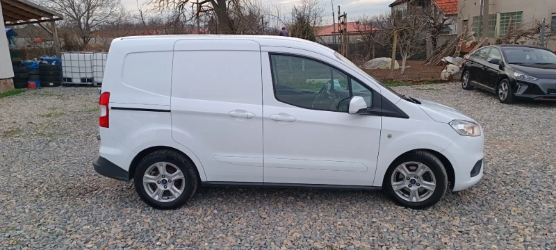 Ford Courier 1.5/101кс, снимка 7 - Автомобили и джипове - 48417680