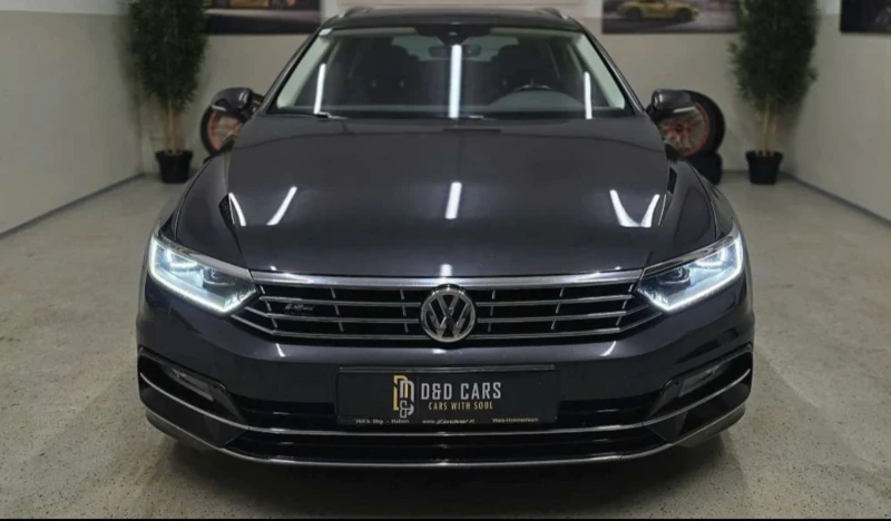 VW Passat R-Line Highline Panorama Digital LED , снимка 2 - Автомобили и джипове - 49565289