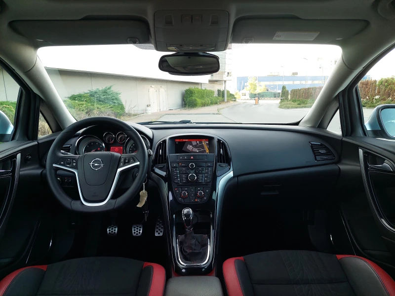 Opel Astra DTR * OPC LINE-190 PS* ШВЕЙЦАРИЯ, снимка 13 - Автомобили и джипове - 50820582