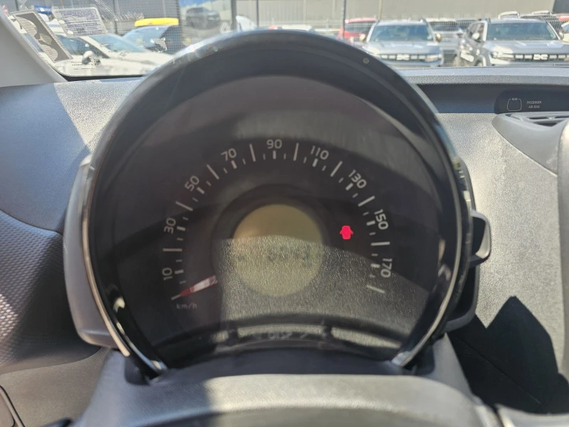 Toyota Aygo 1.0 TCe 72, снимка 8 - Автомобили и джипове - 51189973