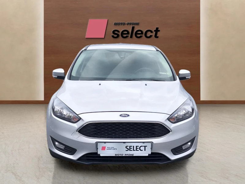 Ford Focus 1.0, снимка 7 - Автомобили и джипове - 52081351