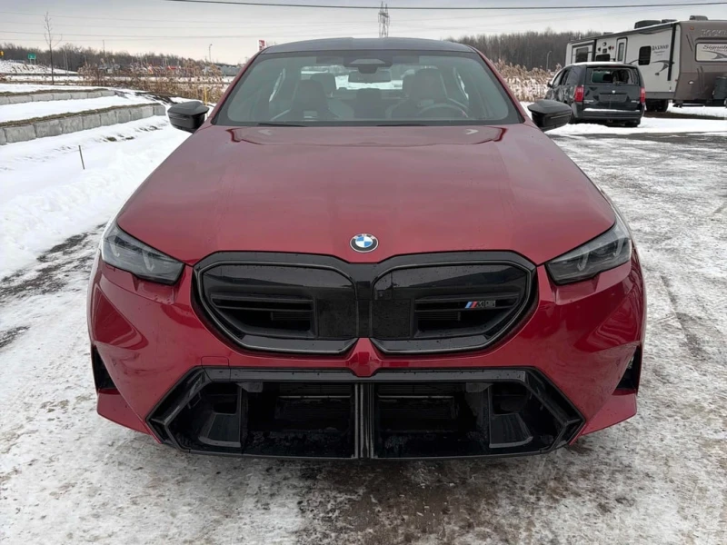 BMW M5 2025  * ГЛАВО ПРЕДСТАВИТЕЛСТВО * , снимка 2 - Автомобили и джипове - 52836076