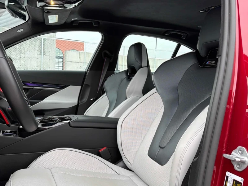 BMW M5 2025  * ГЛАВО ПРЕДСТАВИТЕЛСТВО * , снимка 10 - Автомобили и джипове - 52836076