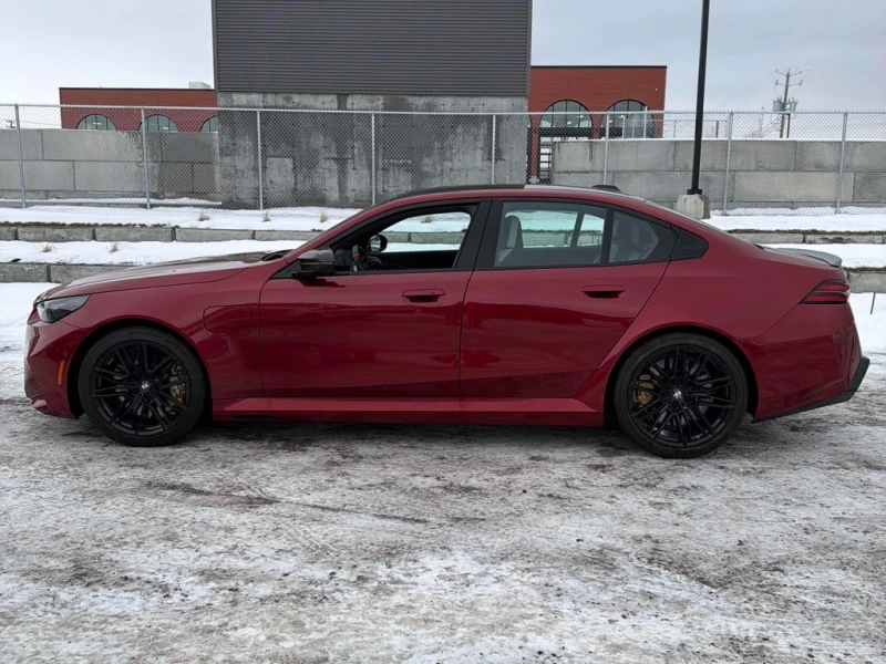 BMW M5 2025  * ГЛАВО ПРЕДСТАВИТЕЛСТВО * , снимка 3 - Автомобили и джипове - 52836076