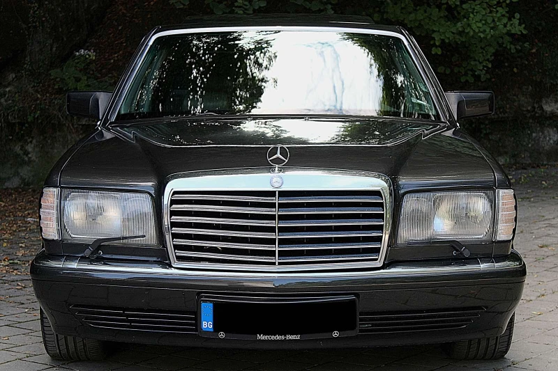 Mercedes-Benz 560 SE