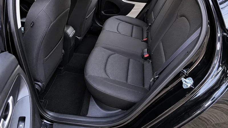 Hyundai I30 Hyundai I30 1.6DTCI Камера Германия, снимка 9 - Автомобили и джипове - 55911376