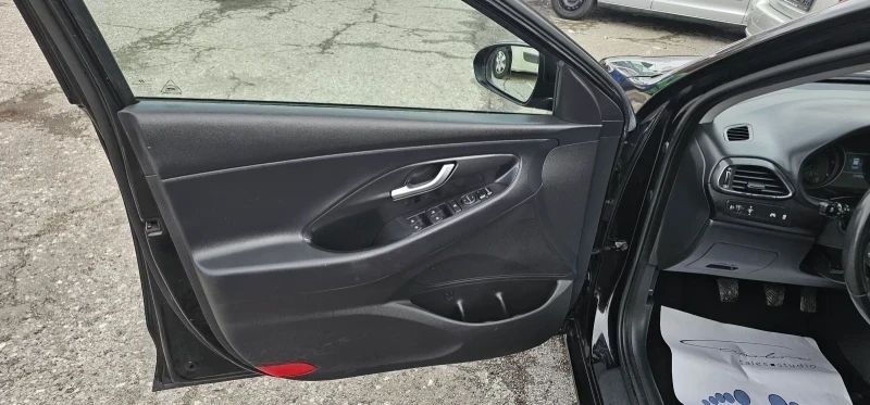 Hyundai I30 Hyundai I30 1.6DTCI Камера Германия, снимка 8 - Автомобили и джипове - 55911376