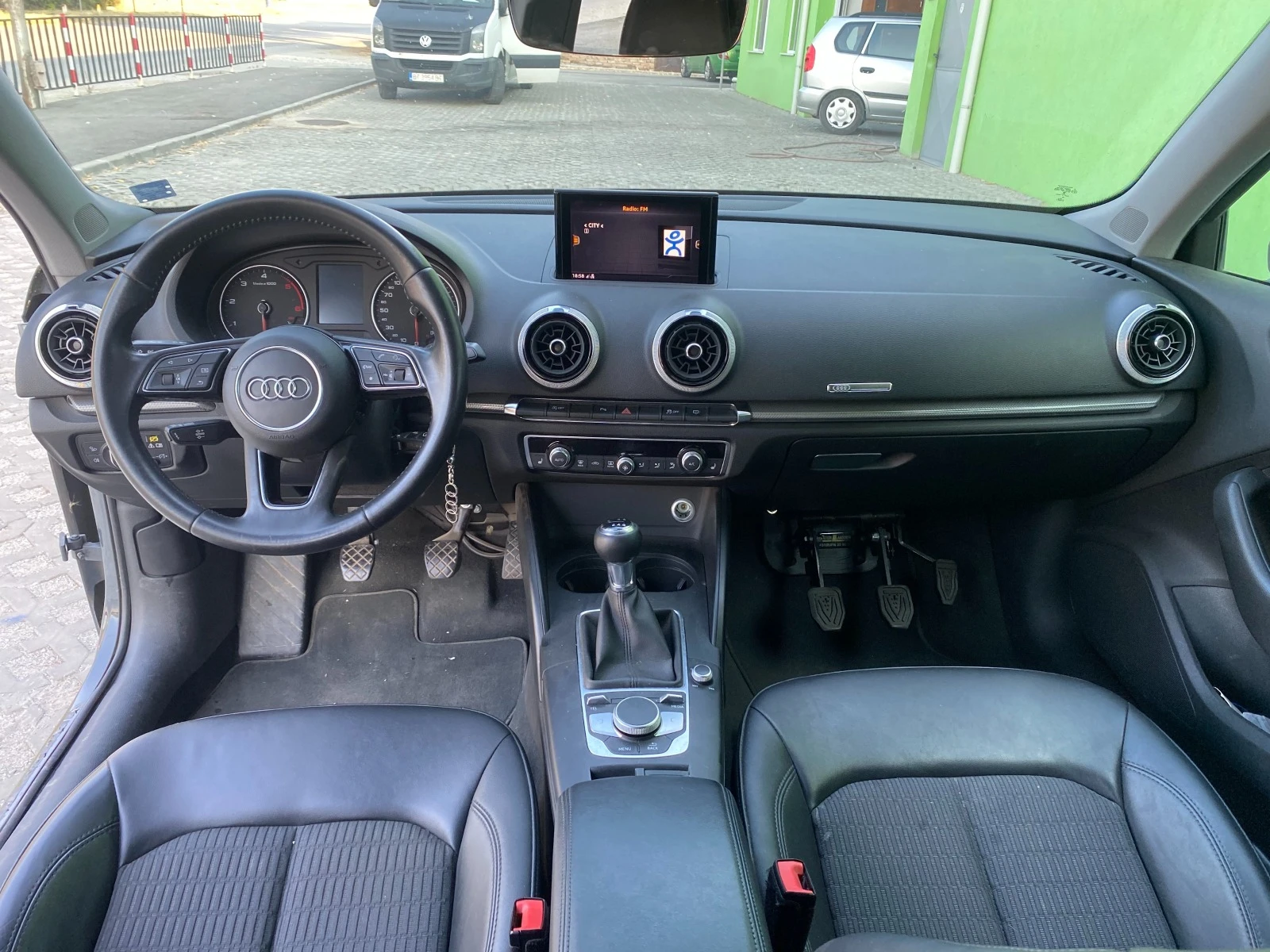 Audi A3 1.6TDI FULL LED | Mobile.bg   12