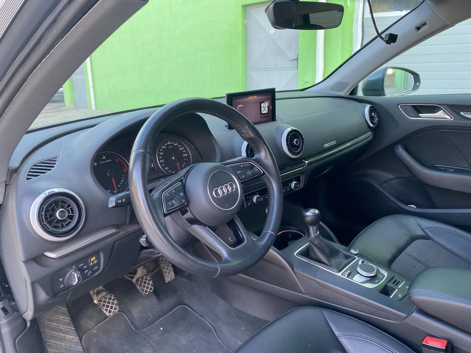 Audi A3 1.6TDI FULL LED | Mobile.bg   11