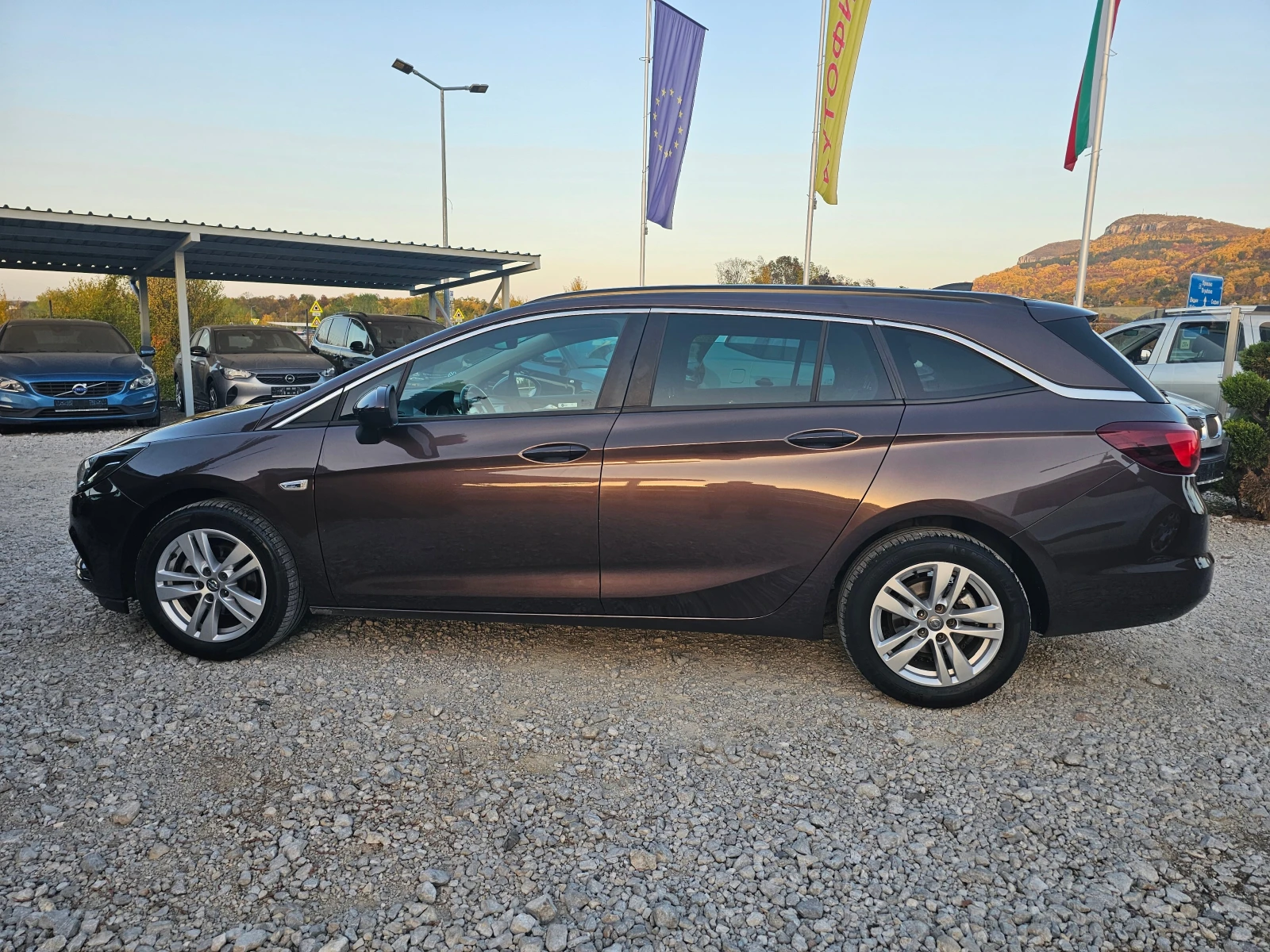 Opel Astra 1.0 БЕНЗИН EURO 6b! ! КЛИМАТИК - изображение 2