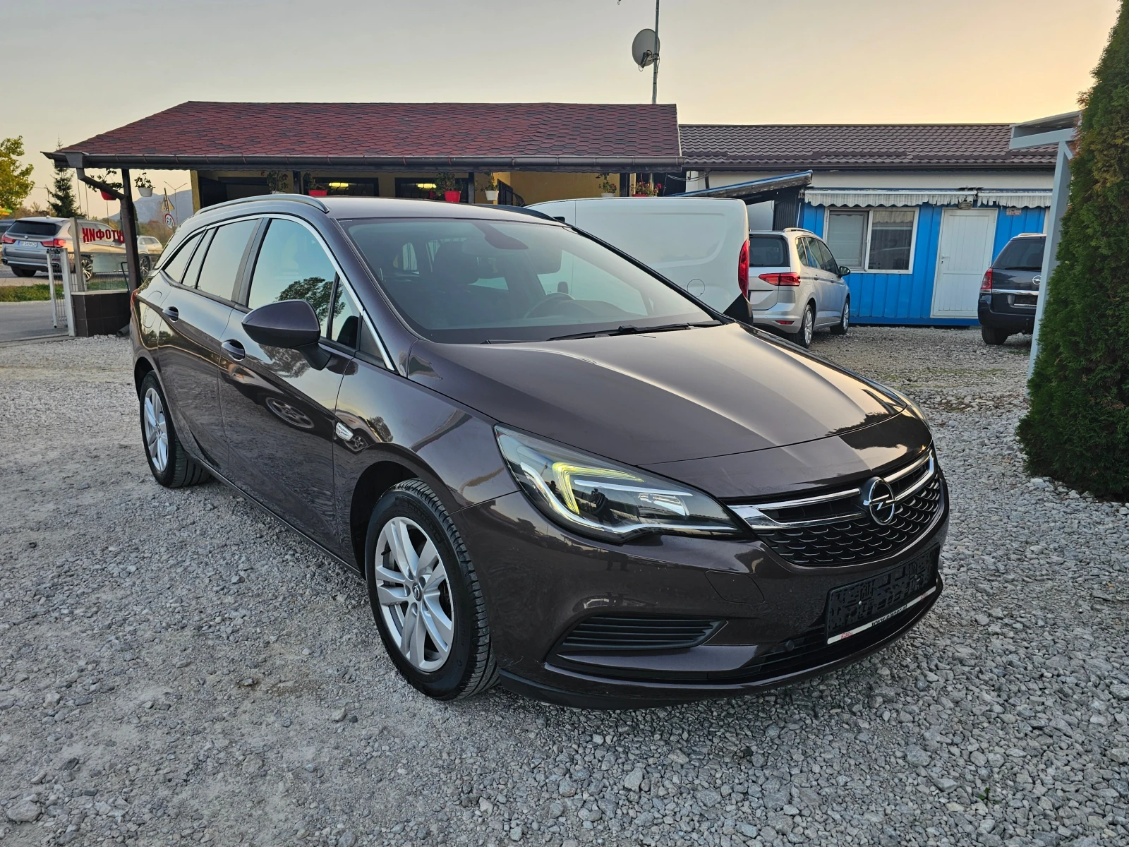 Opel Astra 1.0 БЕНЗИН EURO 6b! ! КЛИМАТИК - изображение 7