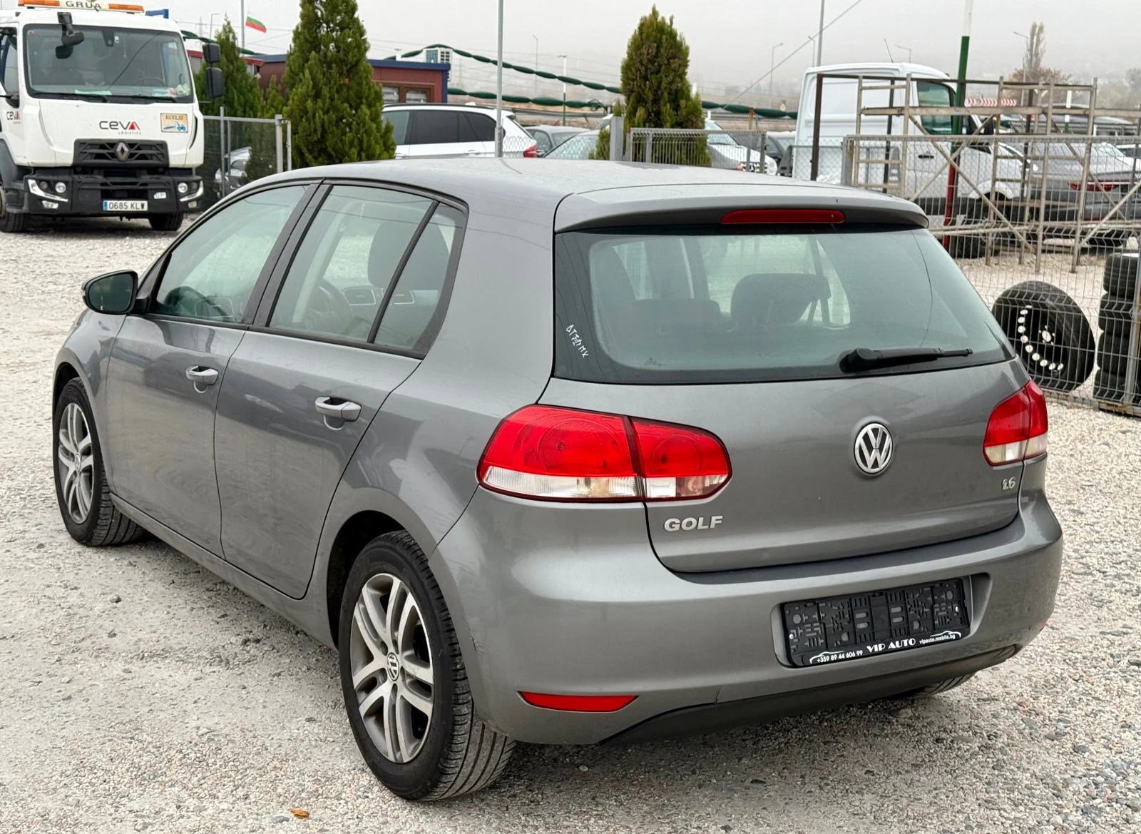 VW Golf 1.6i 102к.с. - изображение 6