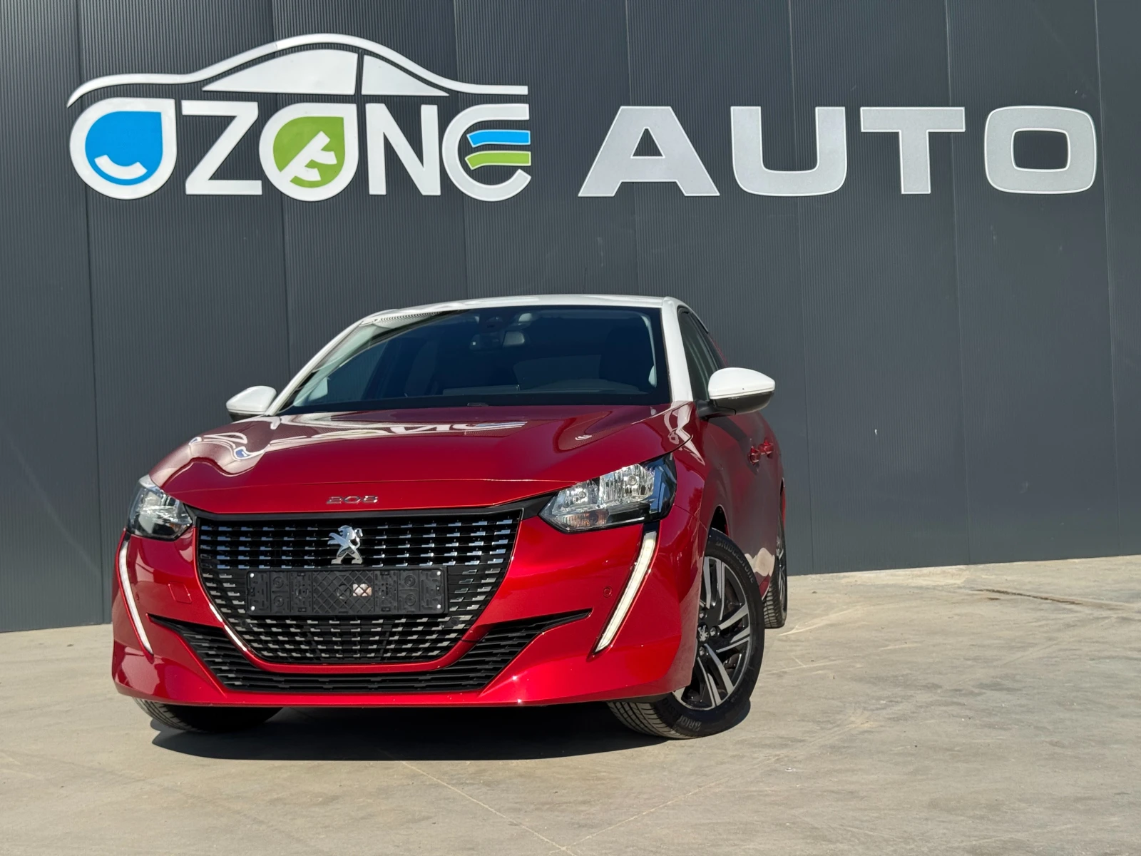 Peugeot 208 1.2i 101hp EU6 - изображение 4