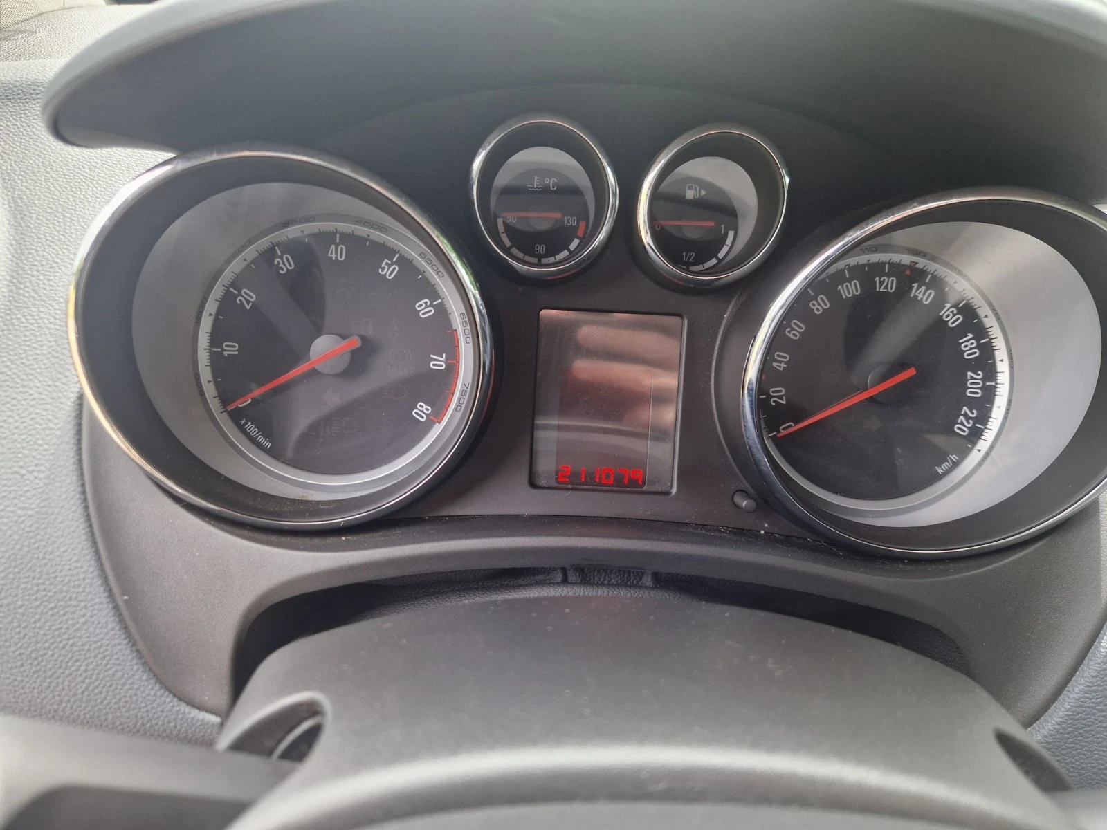 Opel Meriva 1.4i - изображение 10