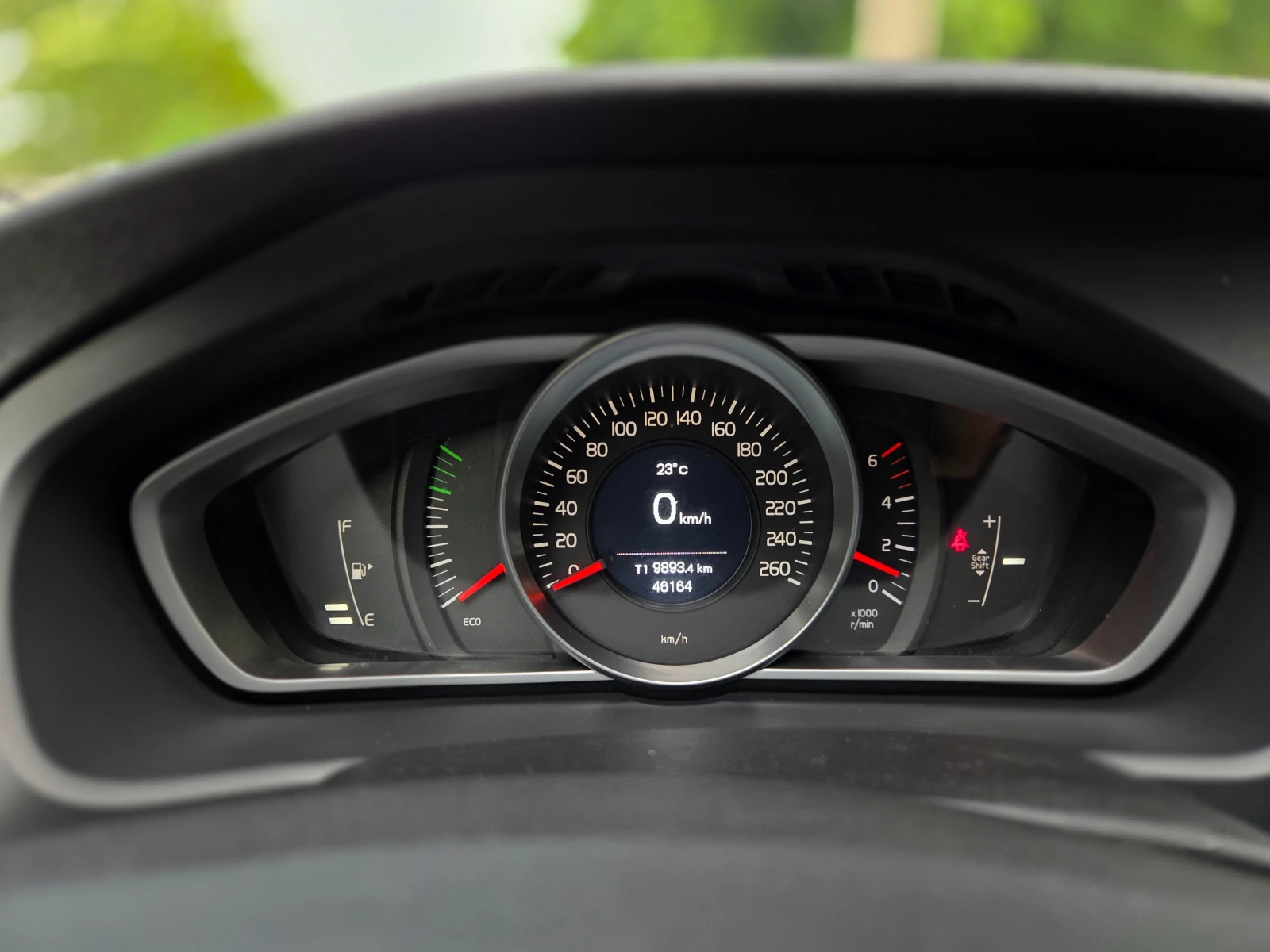 Volvo V40 1.6D2 46хил.км. - изображение 10