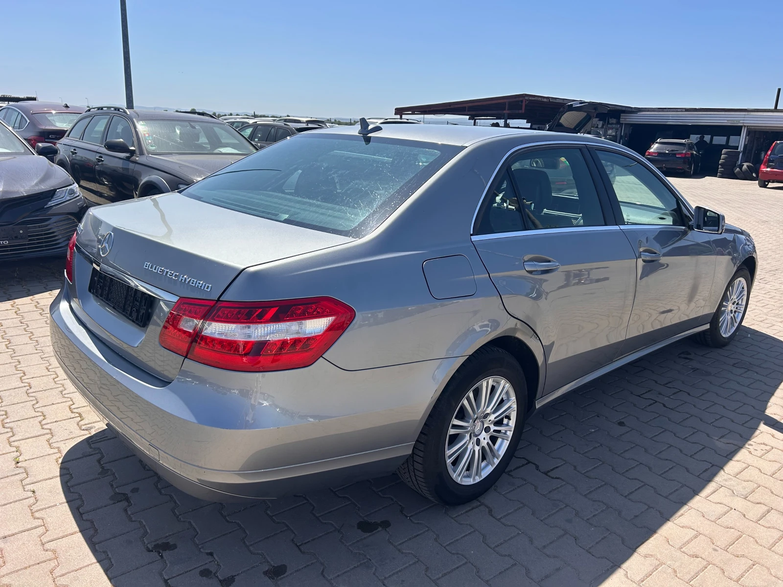 Mercedes-Benz E 300 HYBRID AVTOMAT/NAVI/KOJA EURO 5 - изображение 6