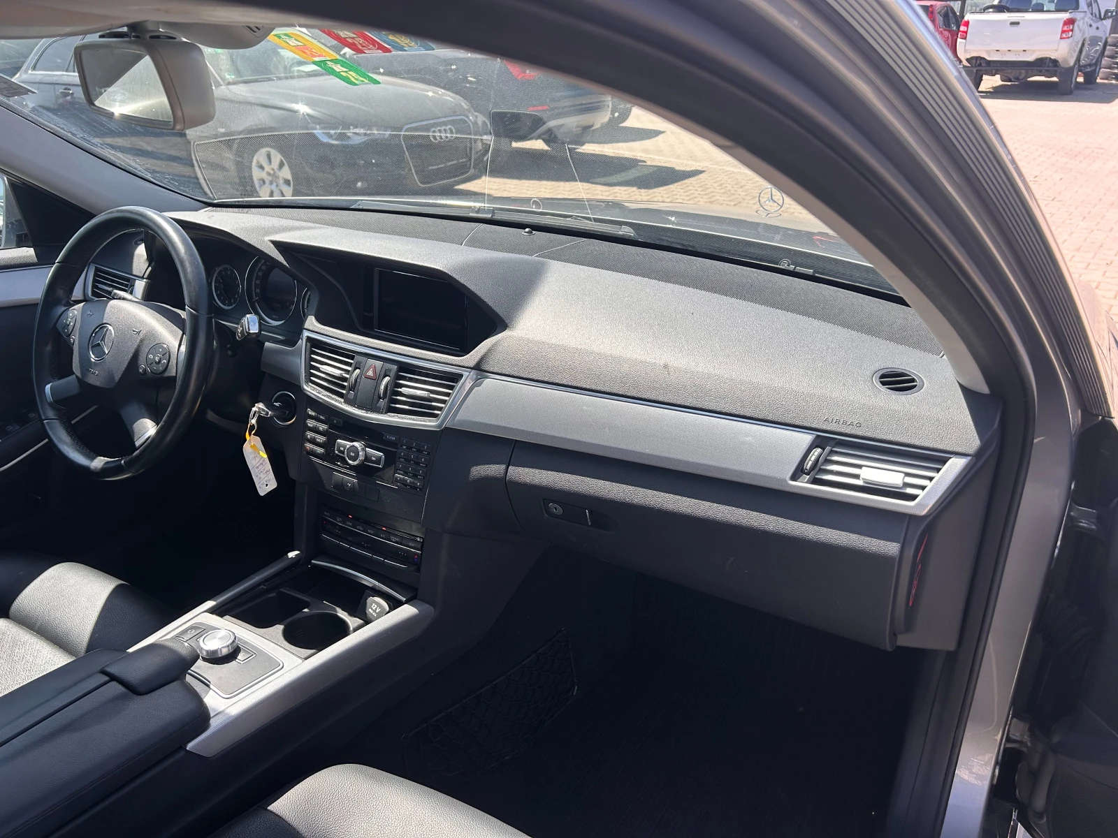Mercedes-Benz E 300 HYBRID AVTOMAT/NAVI/KOJA EURO 5 - изображение 10