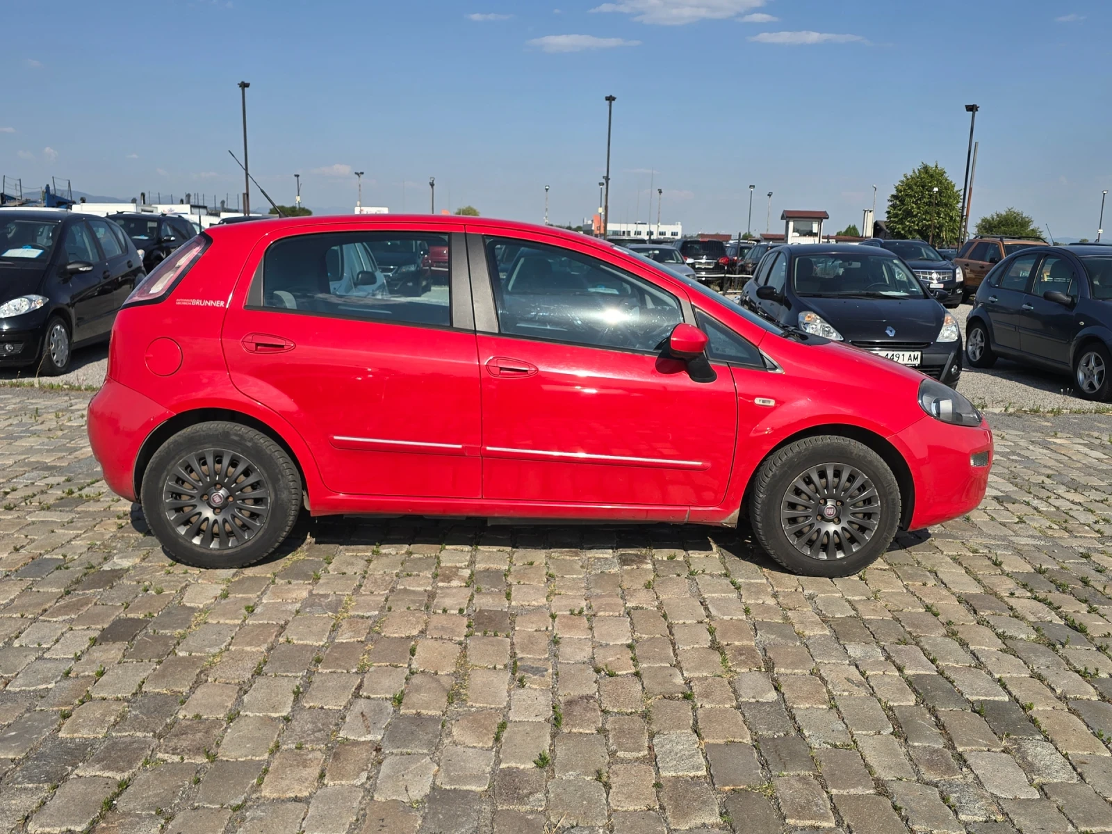 Fiat Punto 1.2i 70кс 2012 година ЕВРО 5 - изображение 5