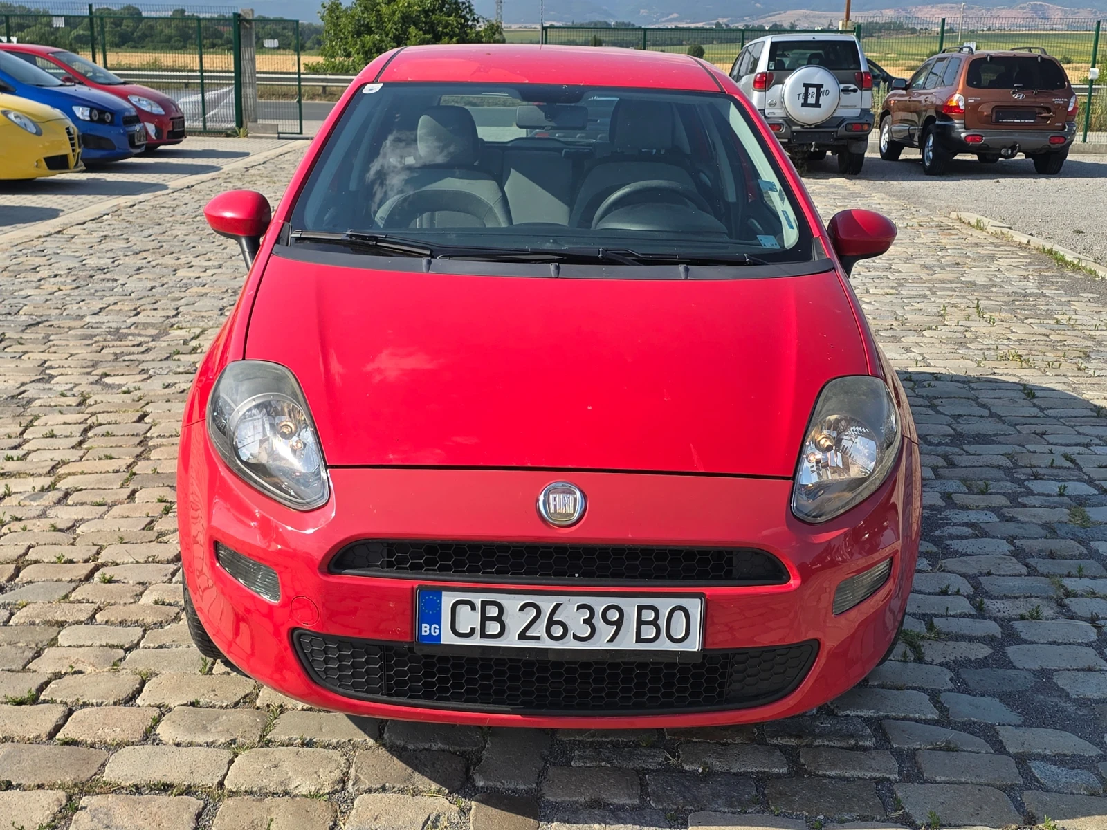 Fiat Punto 1.2i 70кс 2012 година ЕВРО 5 - изображение 2