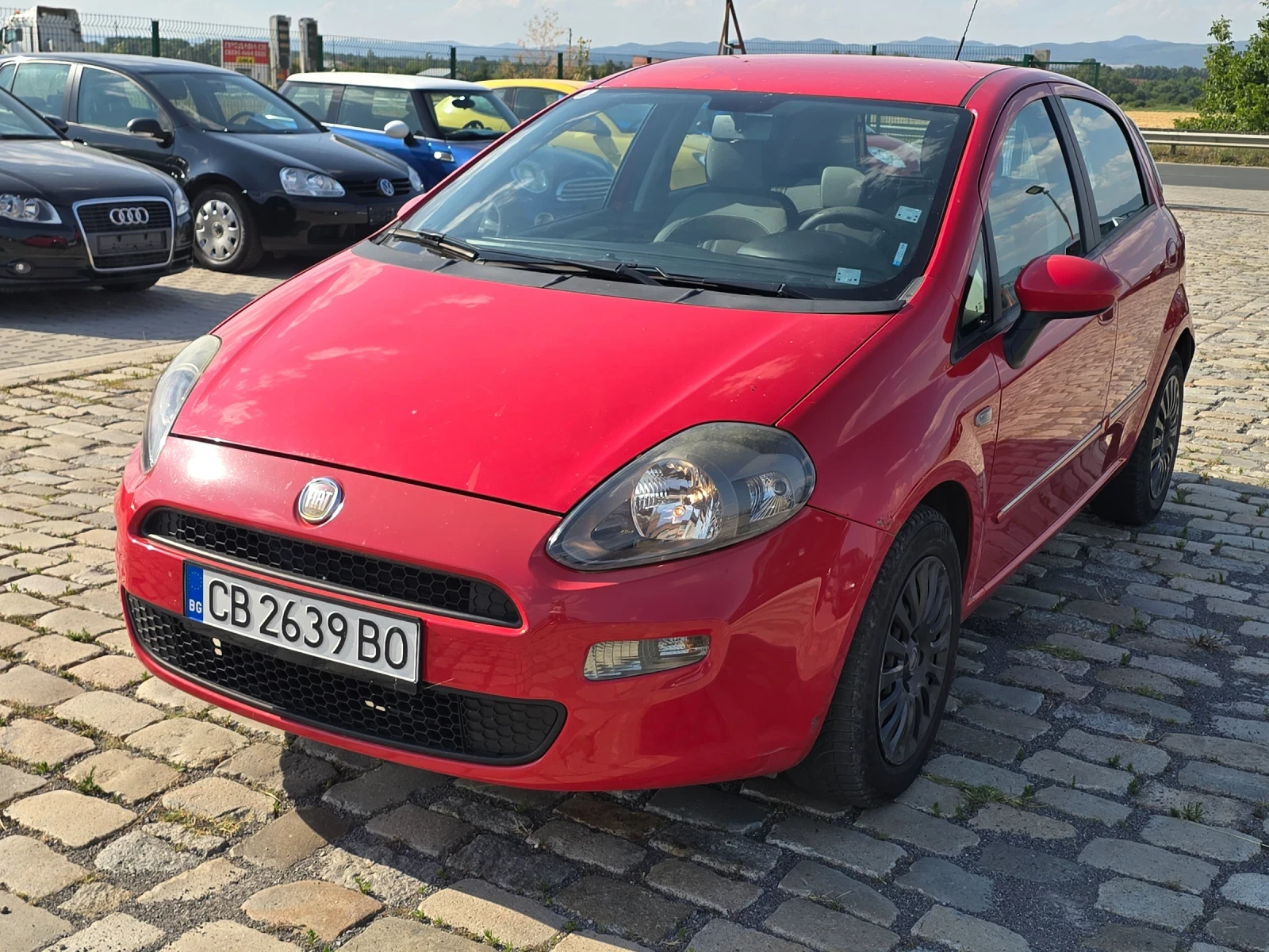 Fiat Punto 1.2i 70кс 2012 година ЕВРО 5 - изображение 3
