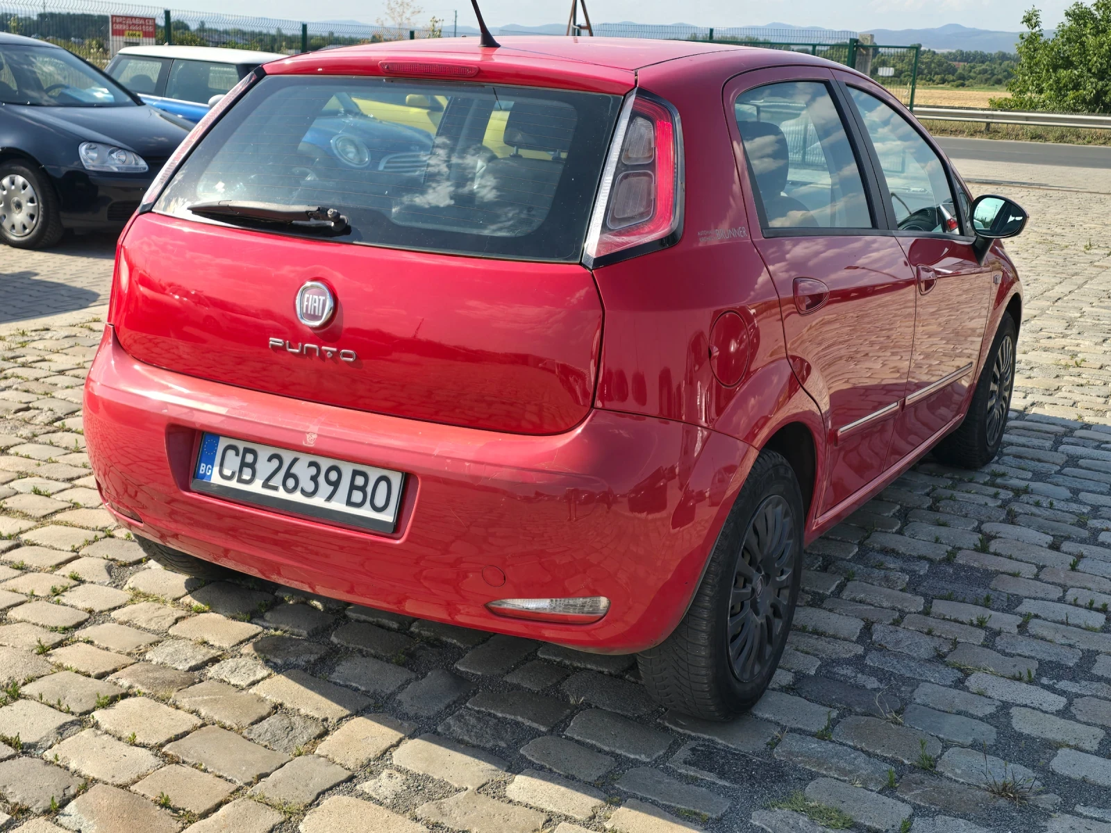 Fiat Punto 1.2i 70кс 2012 година ЕВРО 5 - изображение 6