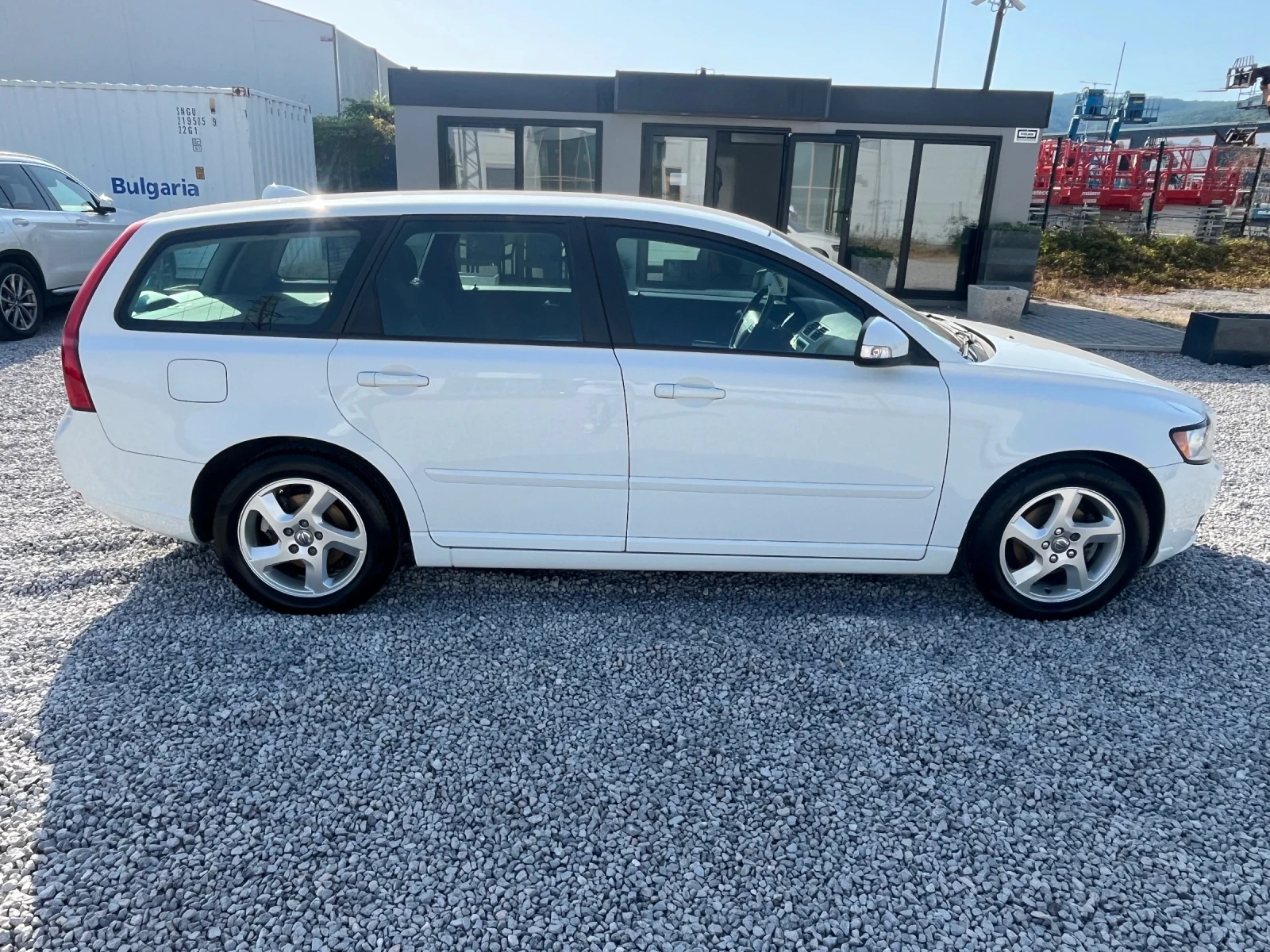 Volvo V50 1.6D2-114k.c. - изображение 7