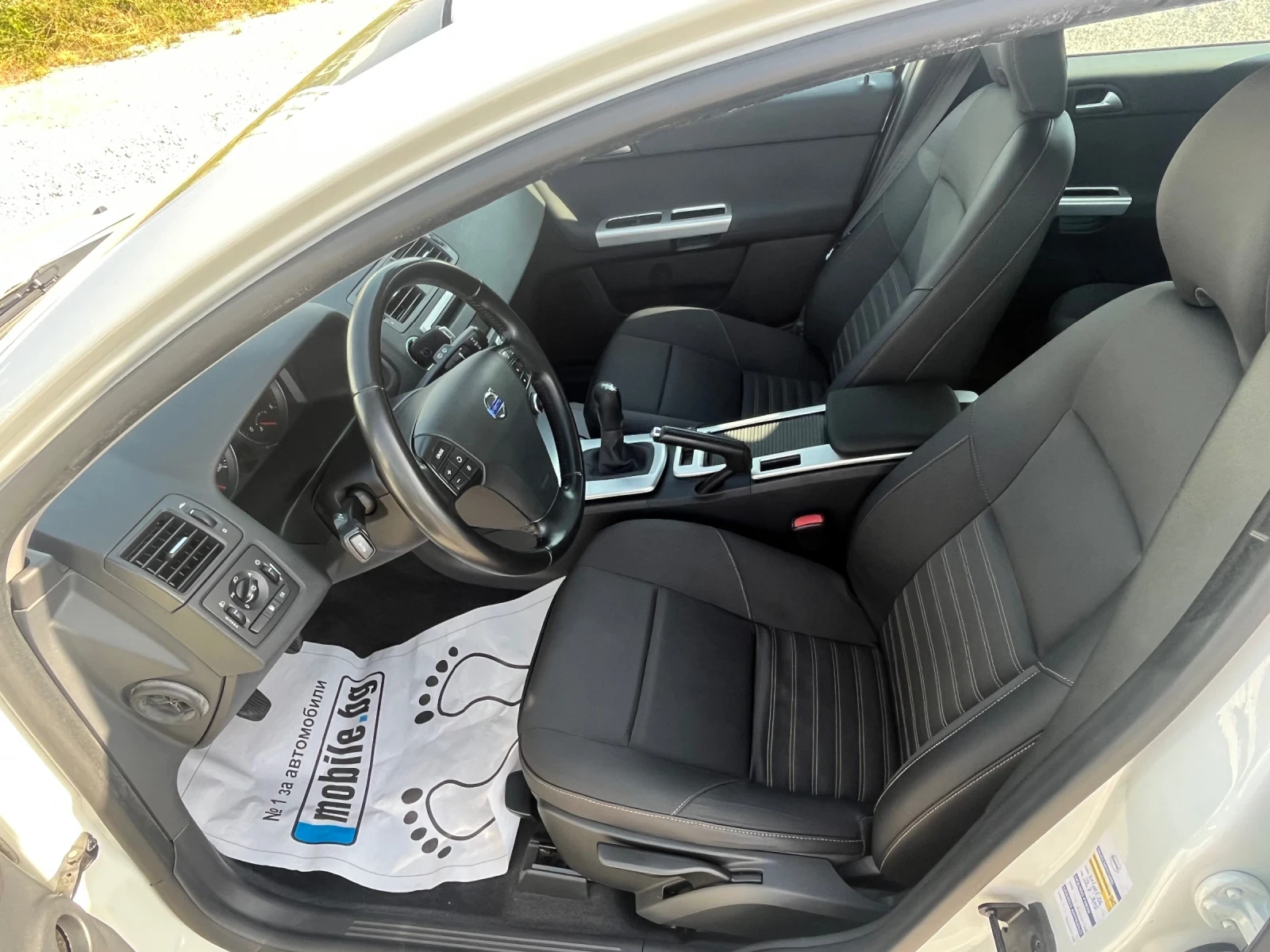Volvo V50 1.6D2-114k.c. - изображение 10