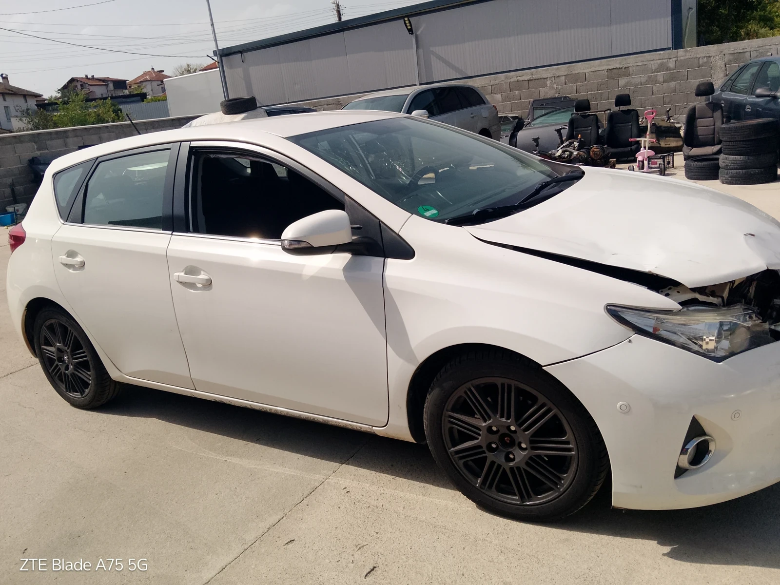 Toyota Auris 2.0 124кс НА ЧАСТИ - изображение 5