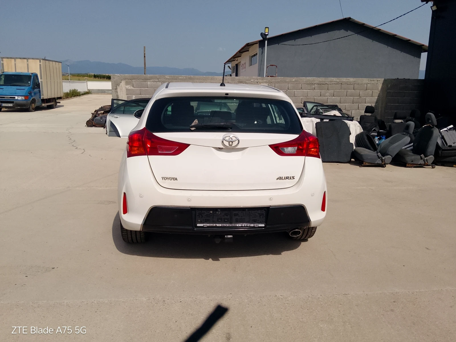 Toyota Auris 2.0 124кс НА ЧАСТИ - изображение 3