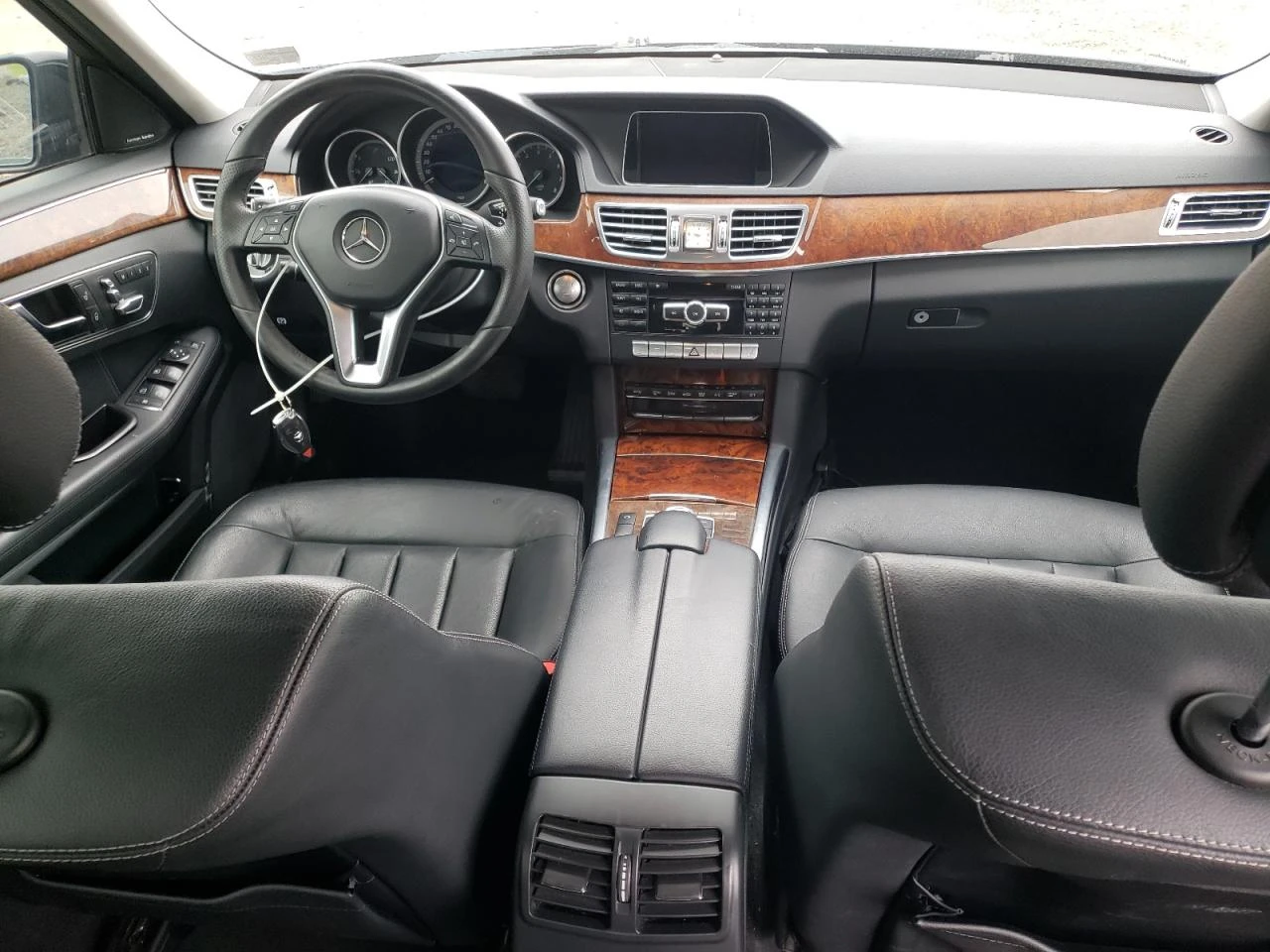 Mercedes-Benz E 350 4Matic* burmester* КОЖЕН САЛОН - изображение 8