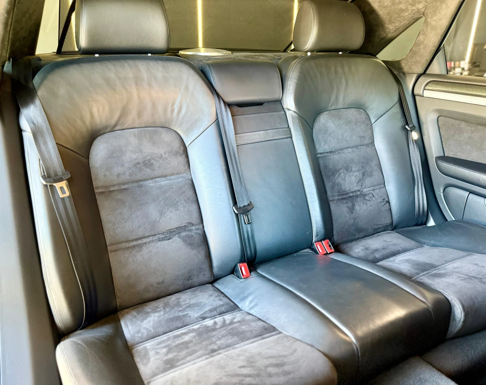 Audi S8 V10* Ceramic* Carbon* Bang&Olufsen* *  | Mobile.bg   16