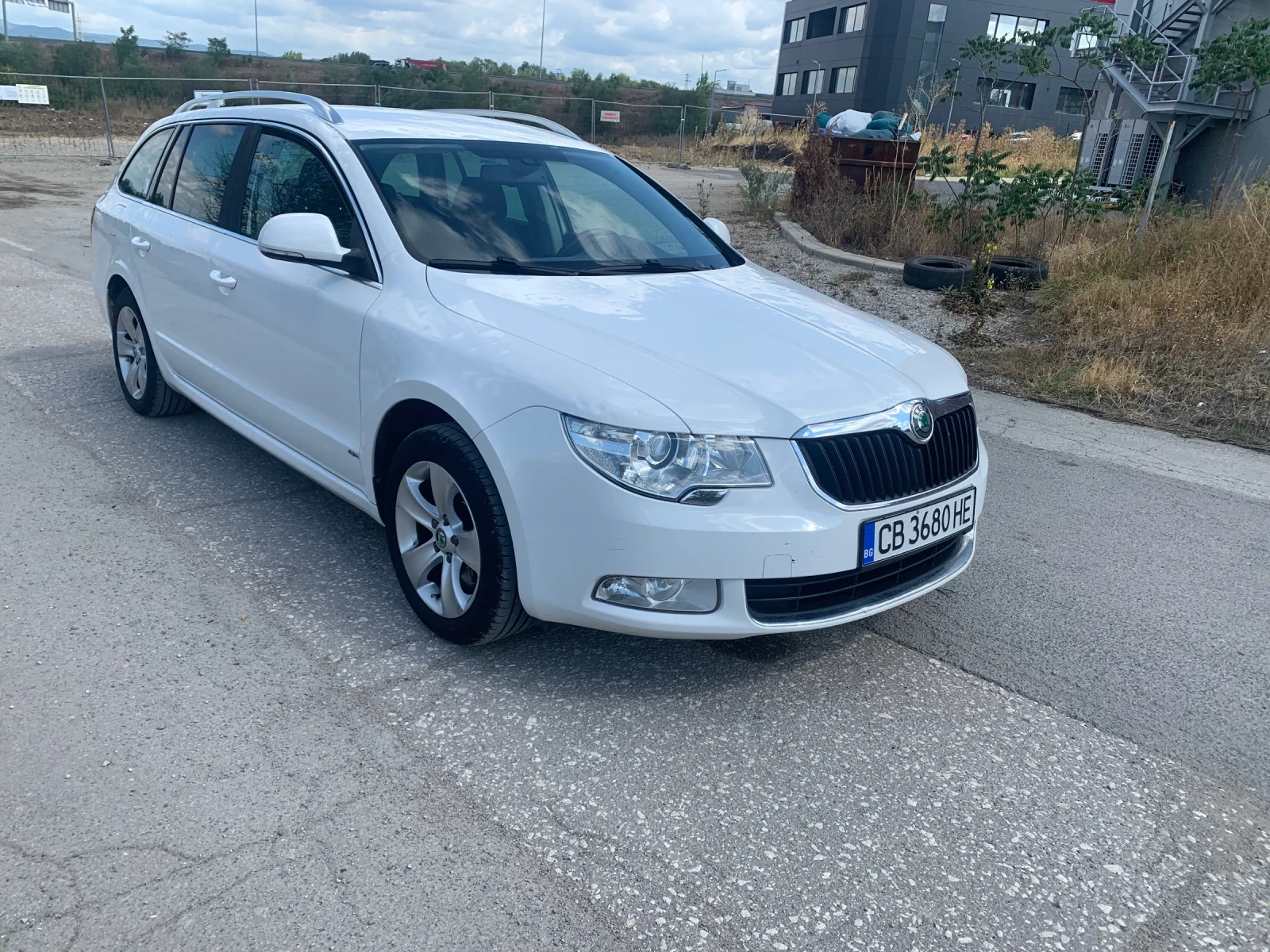 Skoda Superb  - изображение 2