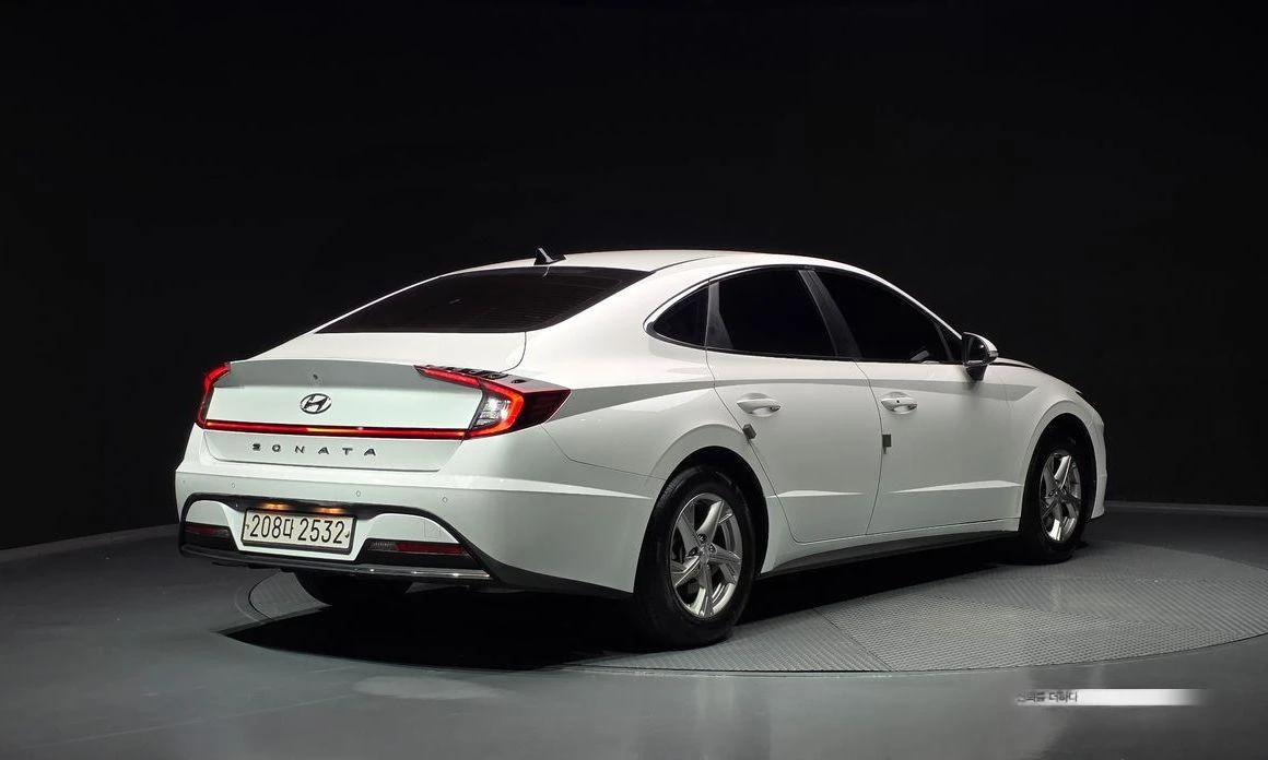 Hyundai Sonata 2.0 LPG Smart * НАЙ-ДОБРА ЦЕНА В БЪЛГАРИЯ*  - изображение 2