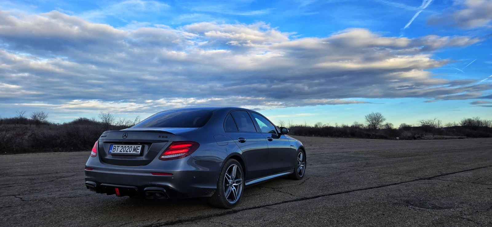 Mercedes-Benz E 400 AMG Burmester  - изображение 6