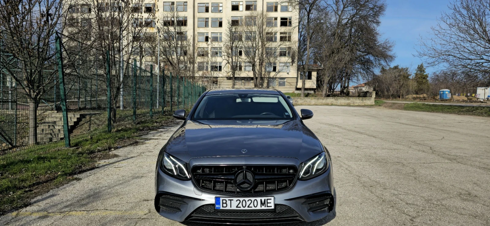 Mercedes-Benz E 400 AMG Burmester , снимка 13 - Автомобили и джипове - 52443586