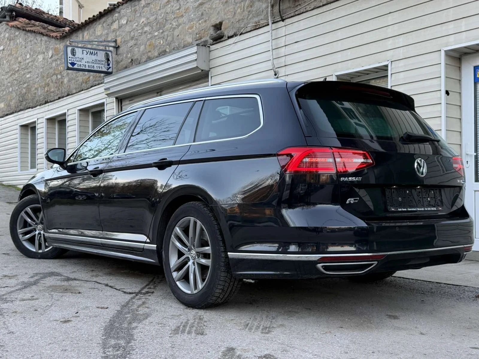 VW Passat 1.6 TDI R- line, снимка 5 - Автомобили и джипове - 54037590