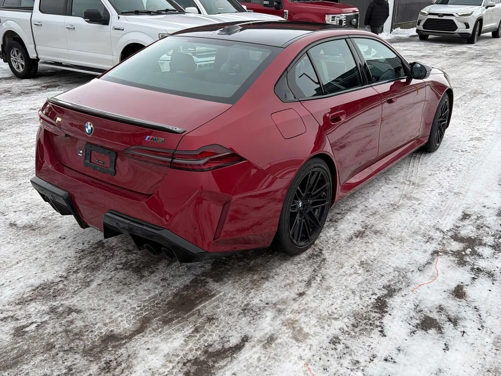 BMW M5 2025  * ГЛАВО ПРЕДСТАВИТЕЛСТВО *  - изображение 4