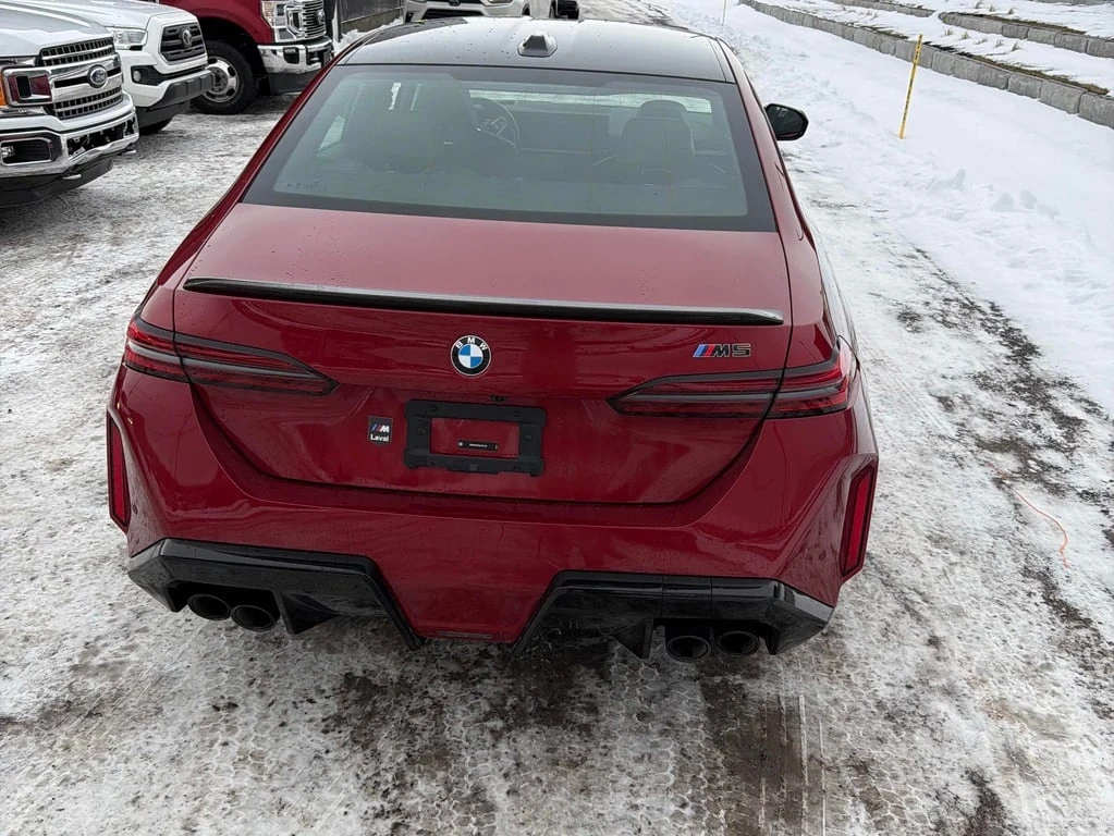 BMW M5 2025  * ГЛАВО ПРЕДСТАВИТЕЛСТВО *  - изображение 5