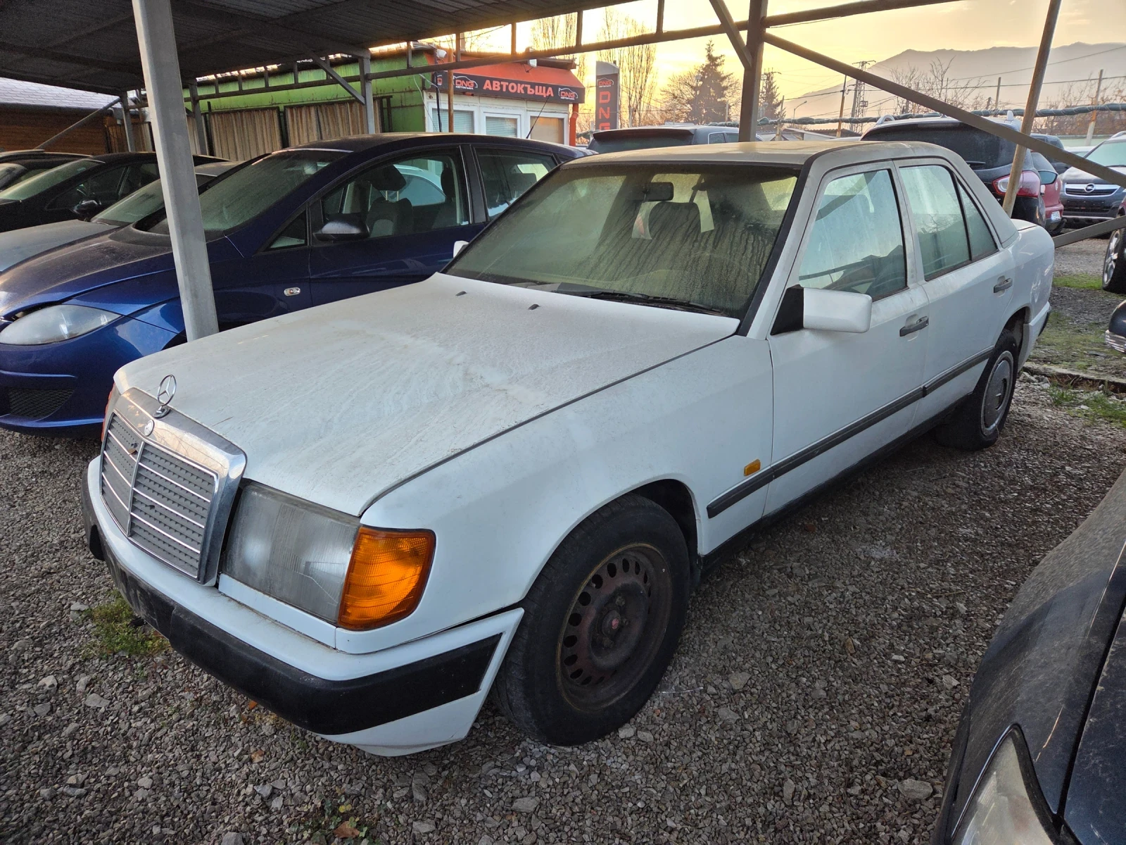 Mercedes-Benz 124 2, 000 GPL - изображение 2